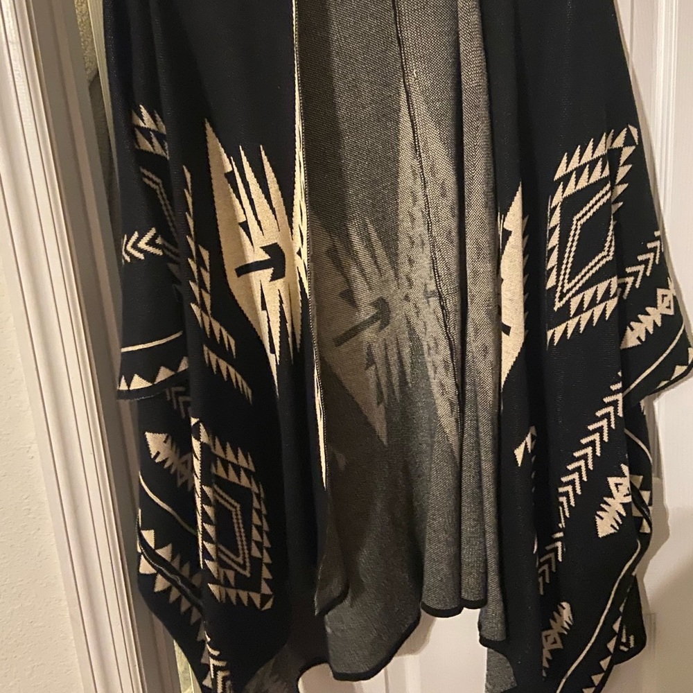 Black and cream kimono